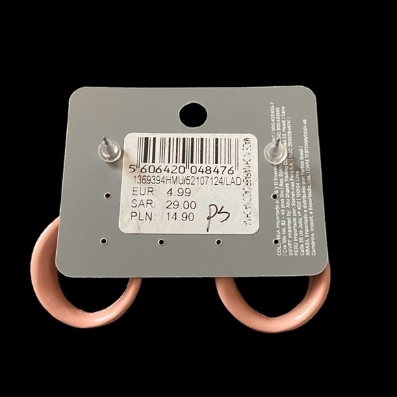 🎄CHRISTMAS GIFTS🎄 BOUTIQUE-TWO PAIR OF EARRINGS - Picture 7 of 7